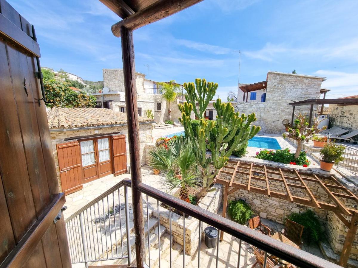 Aphrodite'S Pool Retreat Skarinou Exterior photo